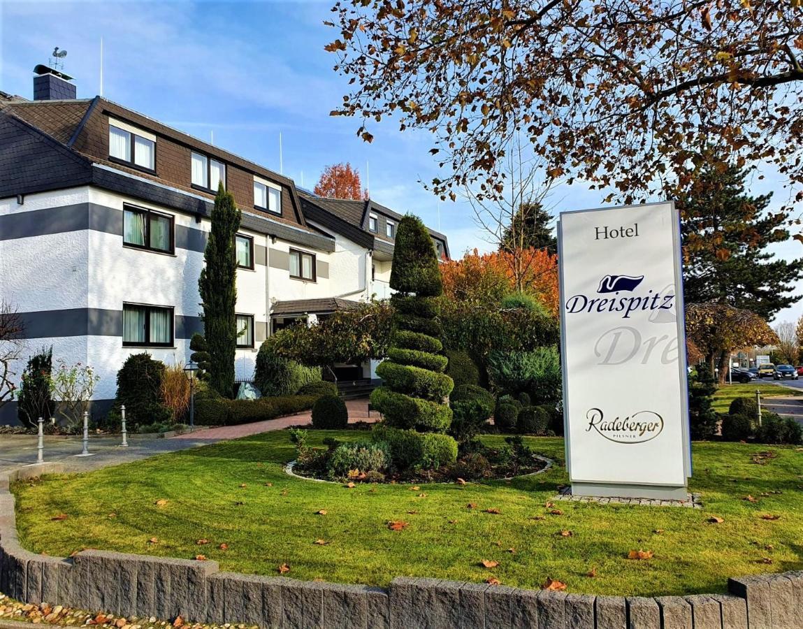 Dreispitz -B&B-Hotel Garni โฮฟไฮม์อัมเทานอส ภายนอก รูปภาพ